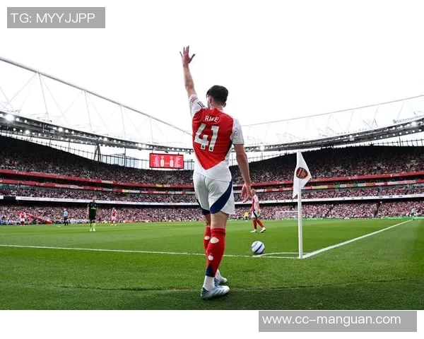 里斯詹姆斯强调英超体能挑战期待全员共同应对赛季压力